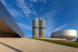 Architecture photography: BMW Museum Munich, BMW Tower four-cylinder | 7777 | © Effinger